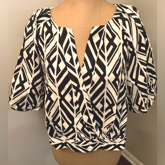 New! Banana Republic Cotton Mix Crop Top Large - Picture 1 of 13